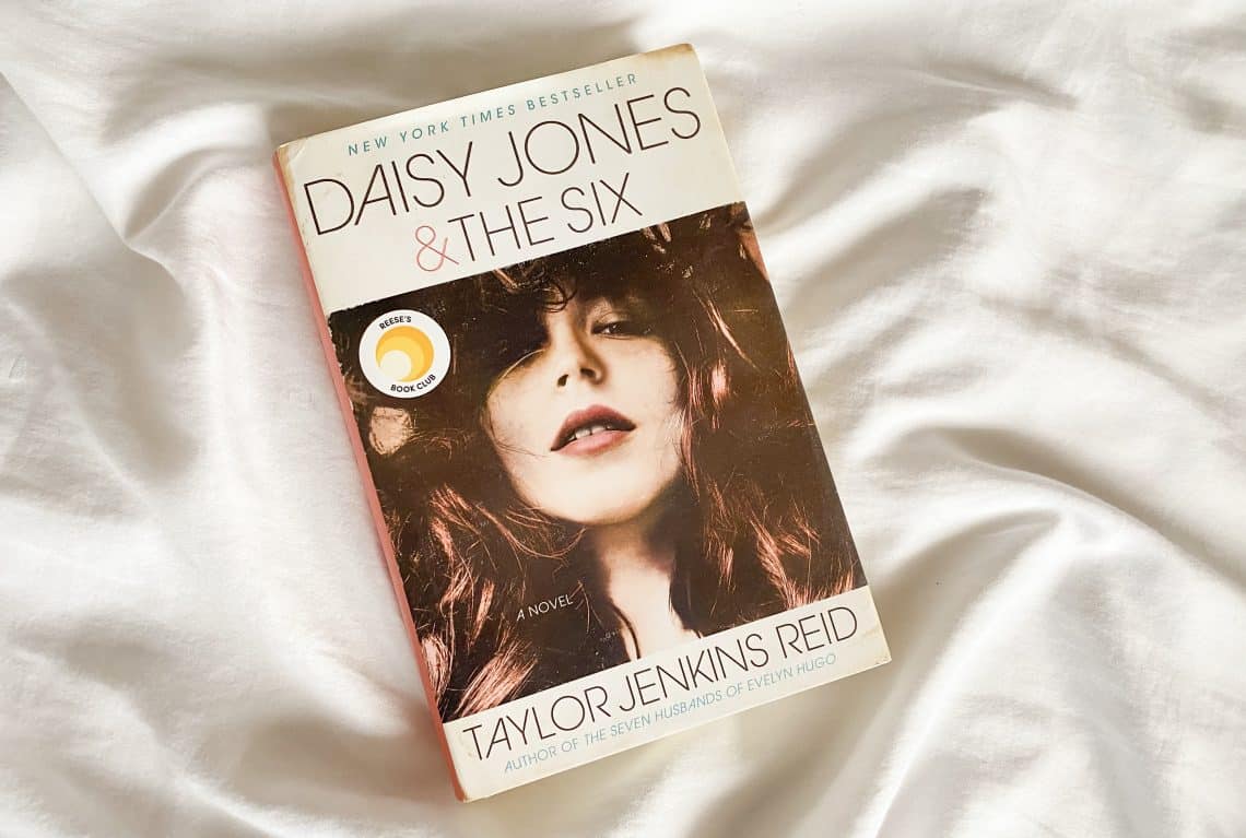 Reseña de Daisy Jones & The Six o Todos quieren a Daisy Jones